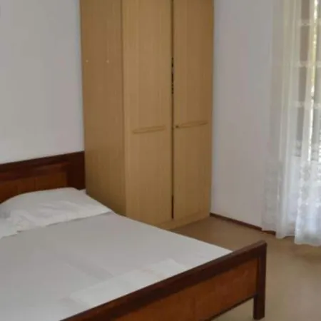 Miki Rogoznica - Classic Two Bedroom With Terrace Appartement *